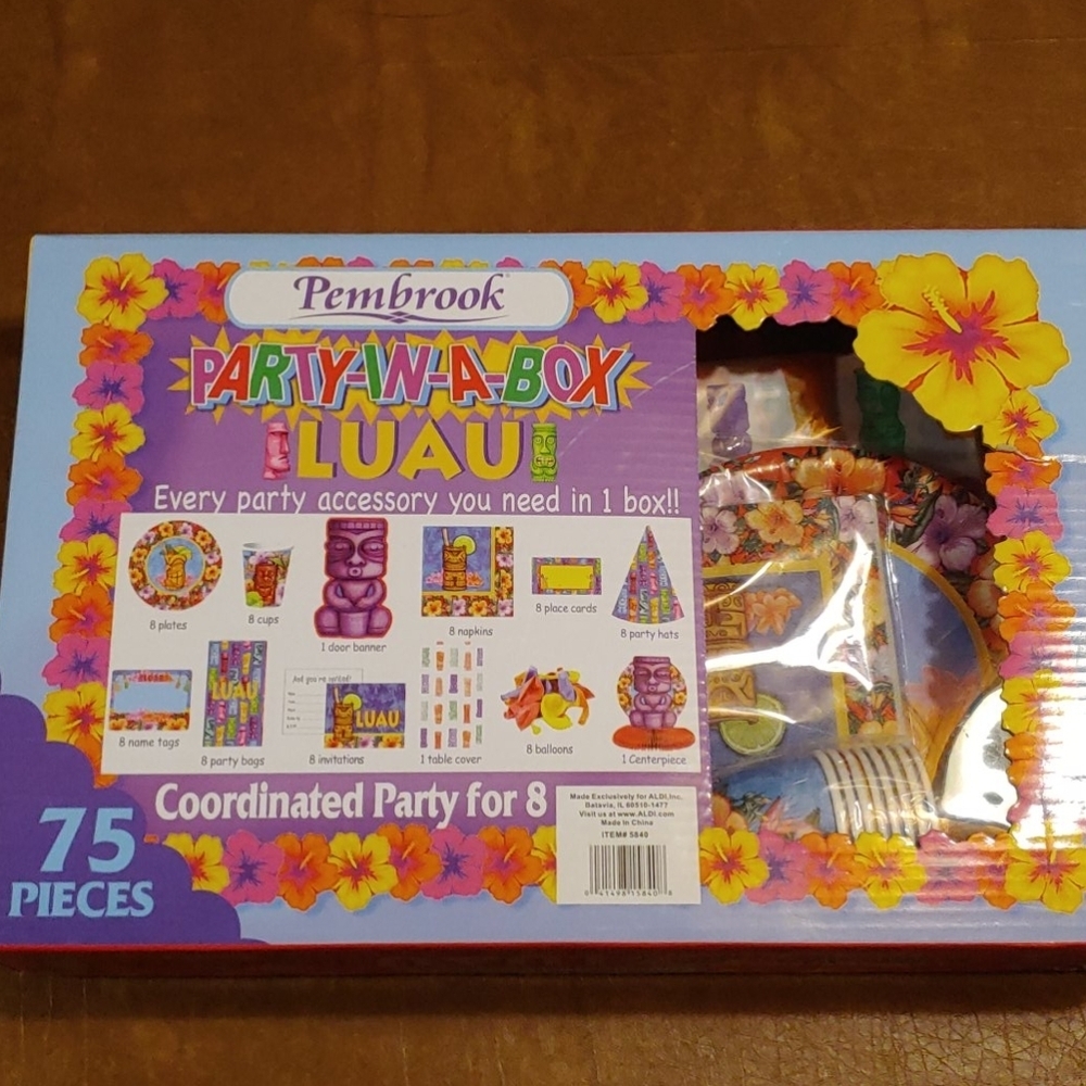 NIB Luau Party Supplies for 8